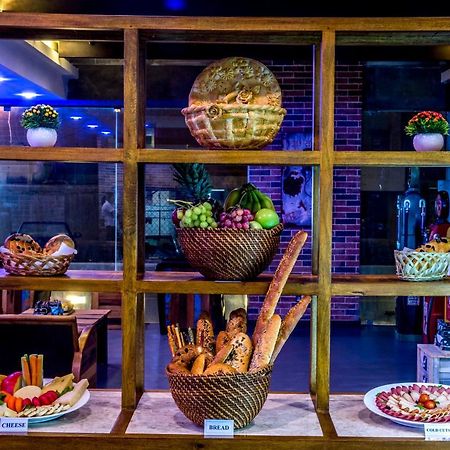 Flowery Holiday Suites الكويت المظهر الخارجي الصورة